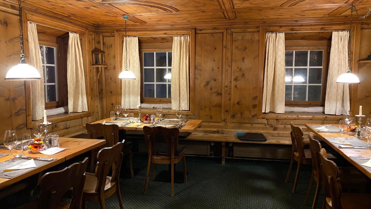 Hotel Weisses Kreuz Bergün Eksteriør bilde