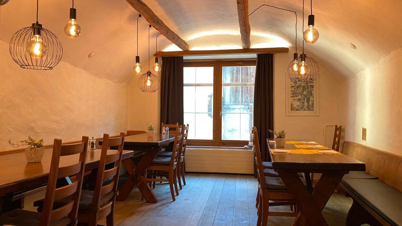 Hotel Weisses Kreuz Bergün Eksteriør bilde