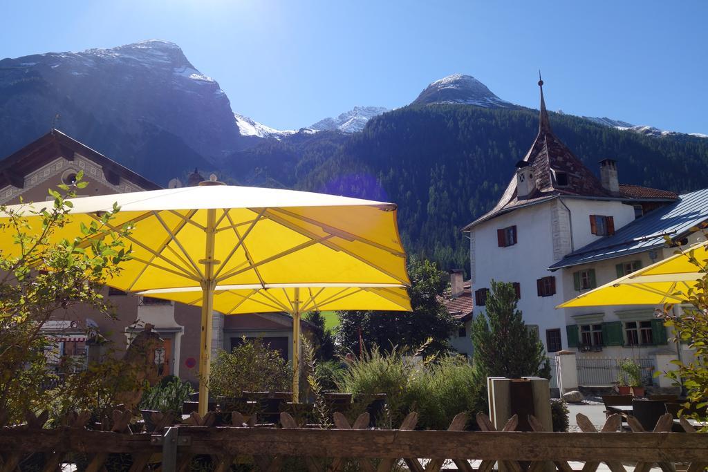 Hotel Weisses Kreuz Bergün Eksteriør bilde